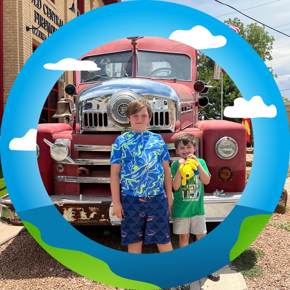 Meet your Posher, Ticha